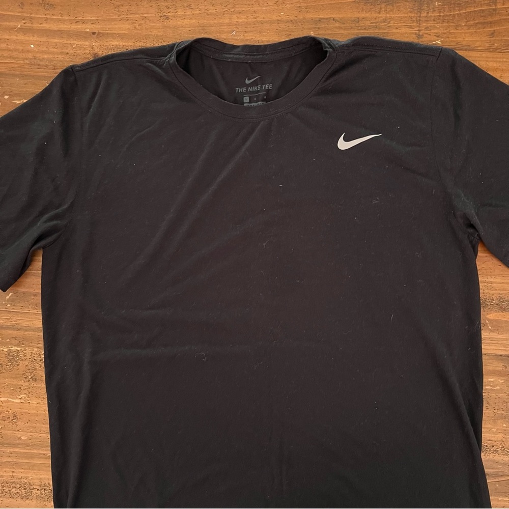 Mens Nike Large Dri fit shirt